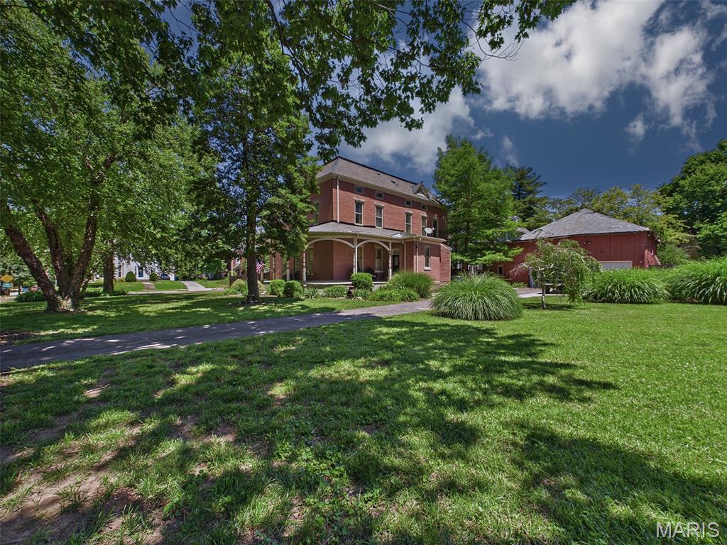 1715 Liberty Street Alton, IL 62002 - Photo 2 of 86