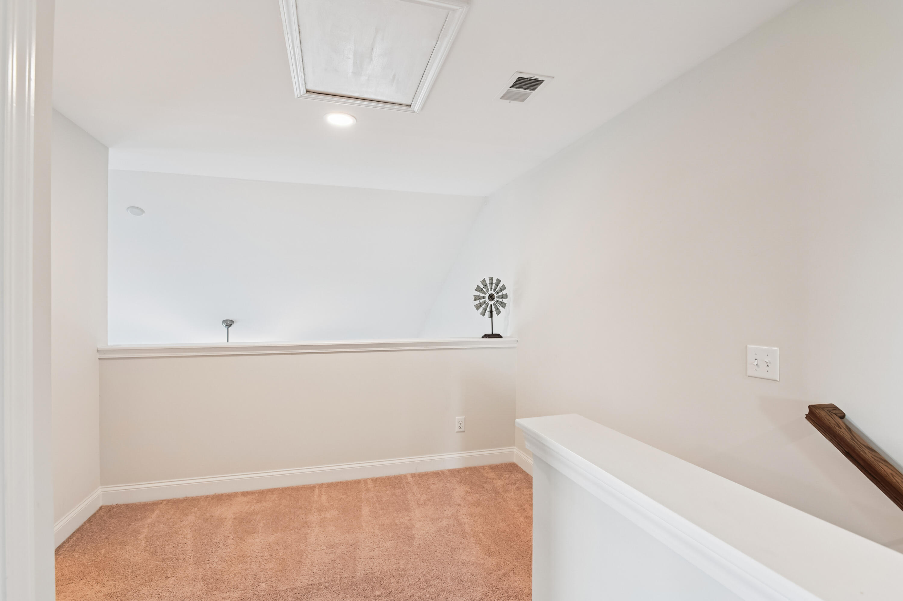 401 Stoneleigh Lane Moncks Corner, SC 29461 - Photo 20 of 32 Upstairs Hallway