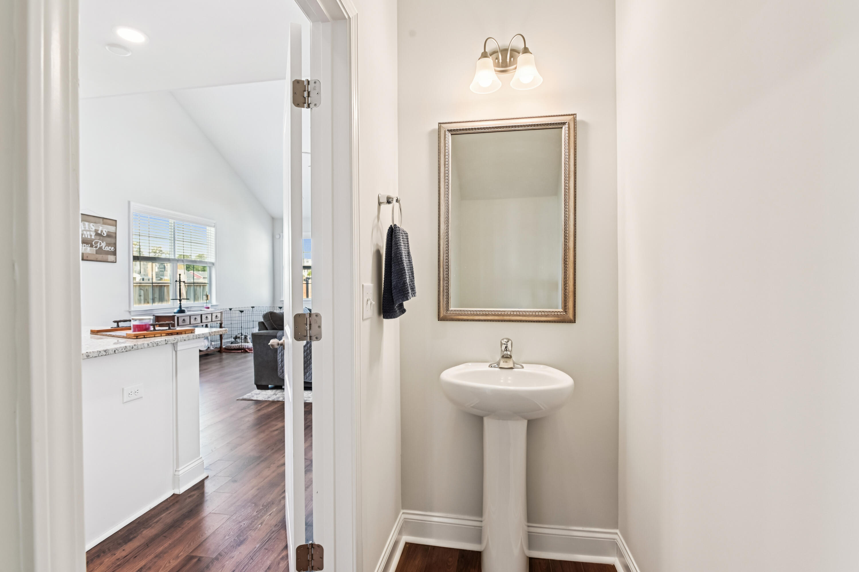 401 Stoneleigh Lane Moncks Corner, SC 29461 - Photo 6 of 32 Powder Room