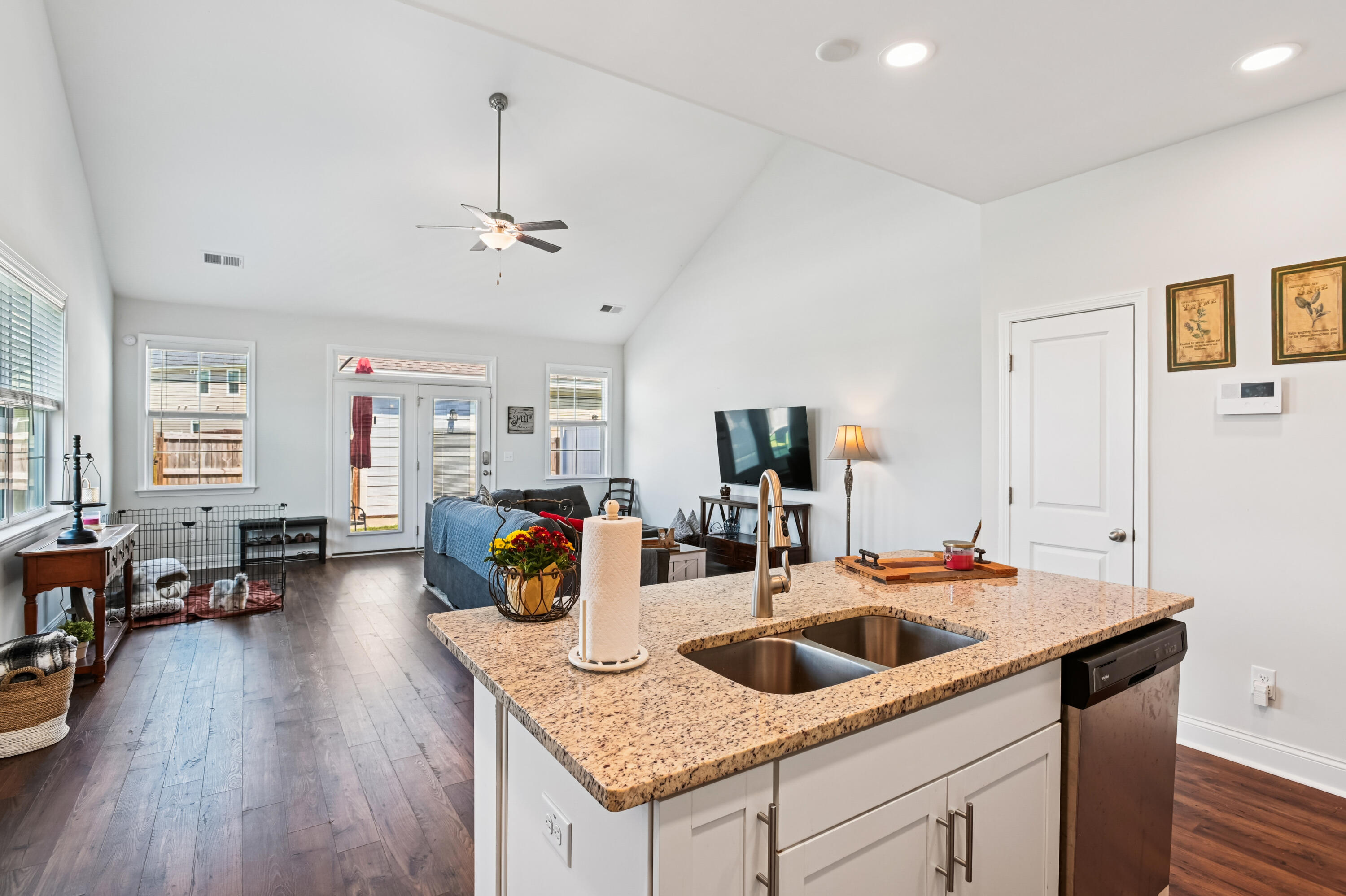 401 Stoneleigh Lane Moncks Corner, SC 29461 - Photo 9 of 32 Kitchen w/ Island