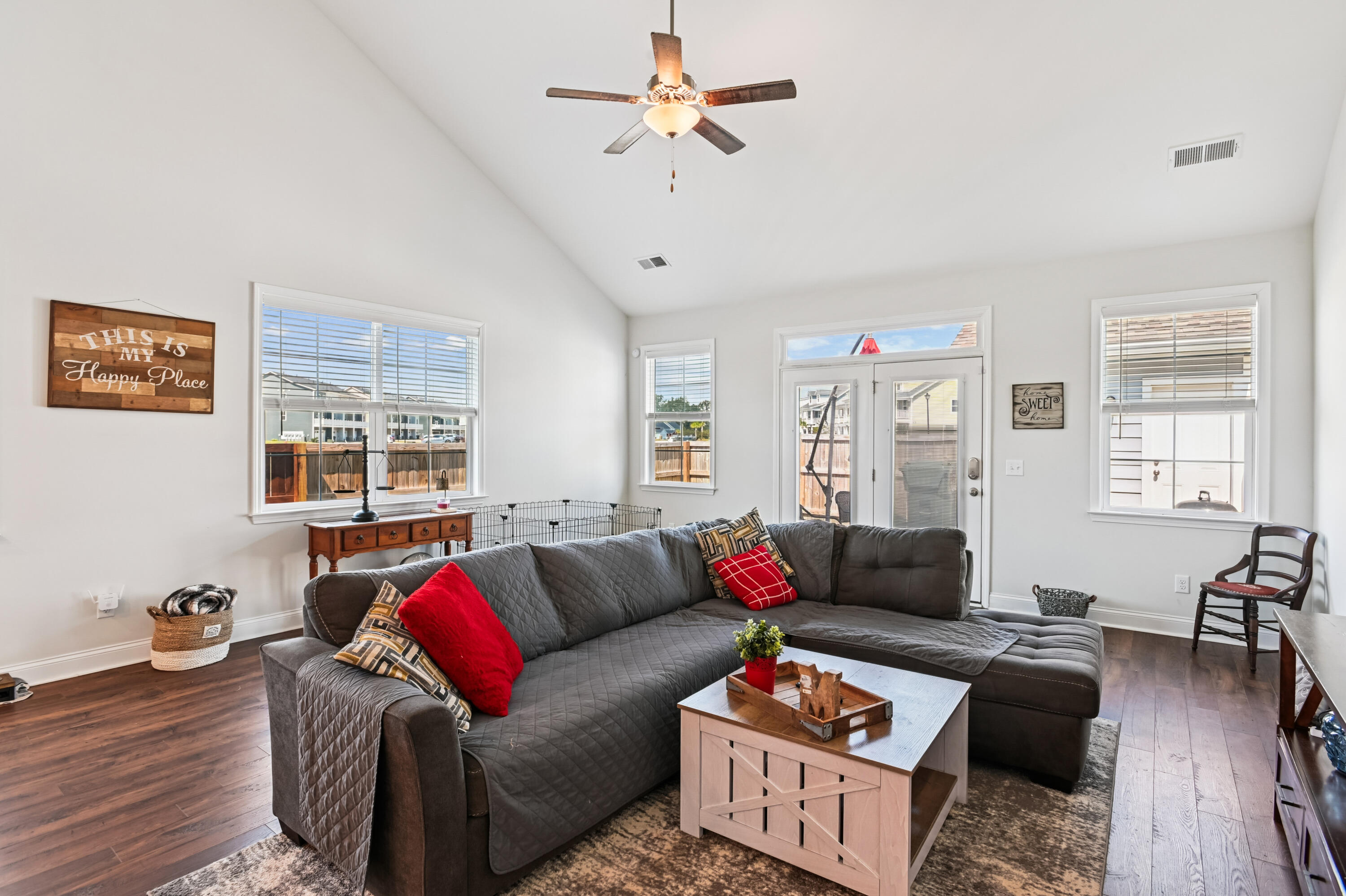 401 Stoneleigh Lane Moncks Corner, SC 29461 - Photo 10 of 32 Living Room