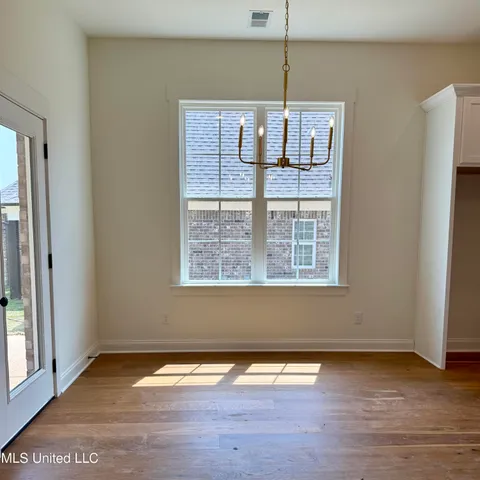 $388,900 | 970 Coahoma Court, Nesbit, MS 38651