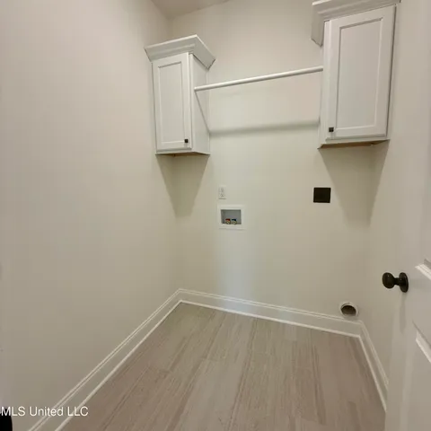 $388,900 | 970 Coahoma Court, Nesbit, MS 38651