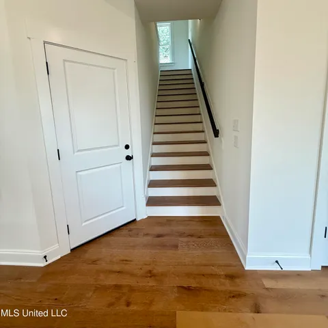 $388,900 | 970 Coahoma Court, Nesbit, MS 38651