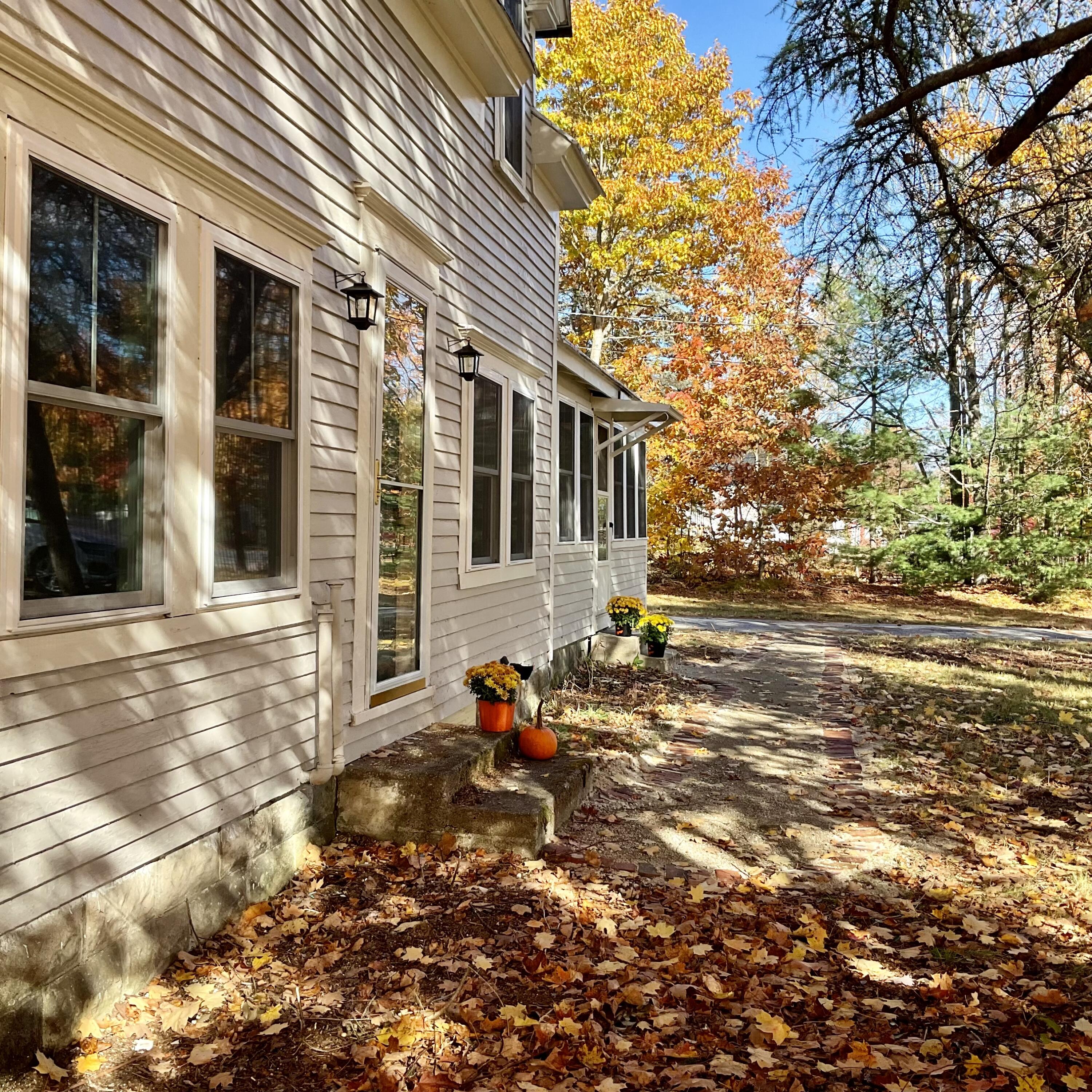 167 Main Street Brownfield, ME 04010 - Photo 5 of 58 IMG_7738