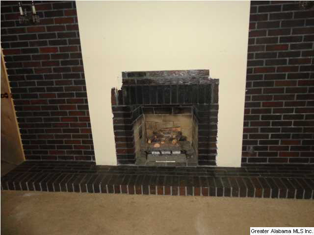 825 Ridge Ln Drive Bessemer, AL 35020 - Photo 12 of 15