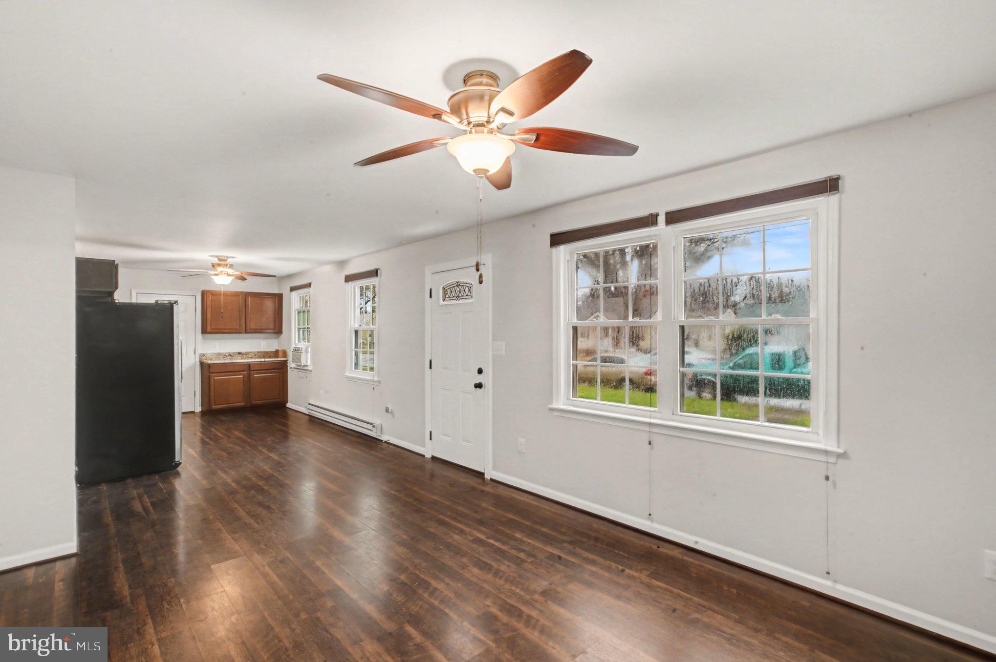 217 Locust Avenue Colonial Beach, VA 22443 - Photo 18 of 28