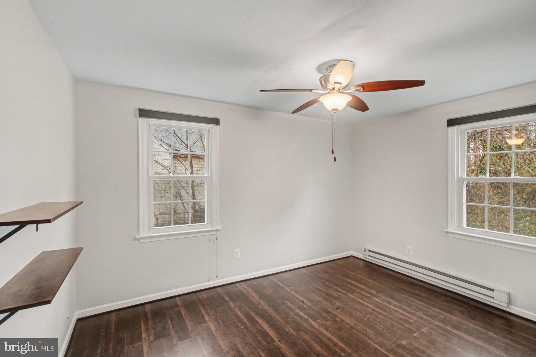 217 Locust Avenue Colonial Beach, VA 22443 - Photo 20 of 28
