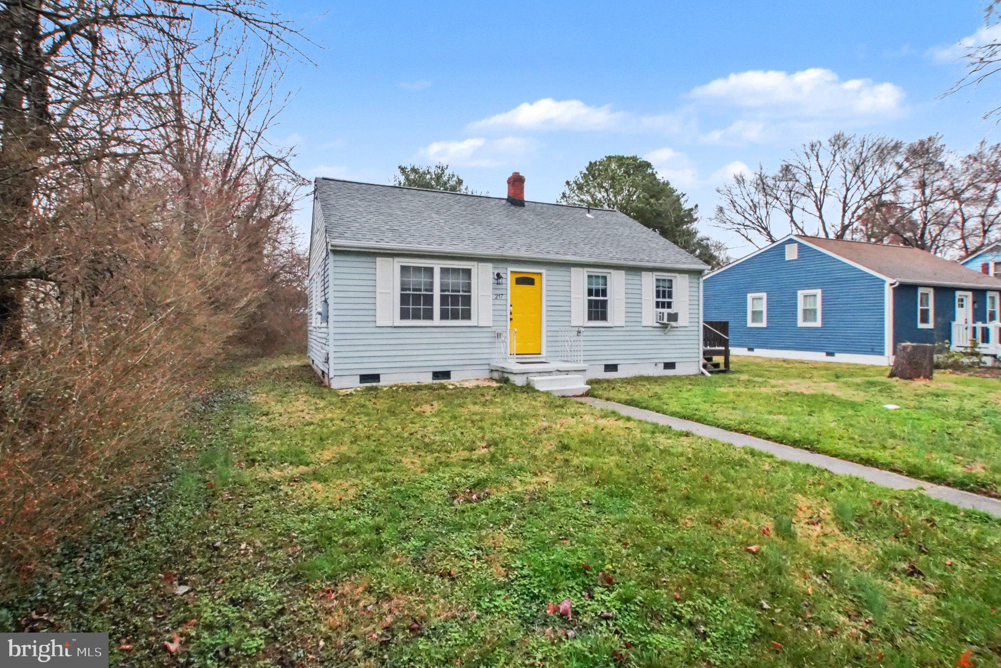217 Locust Avenue Colonial Beach, VA 22443 - Photo 5 of 28