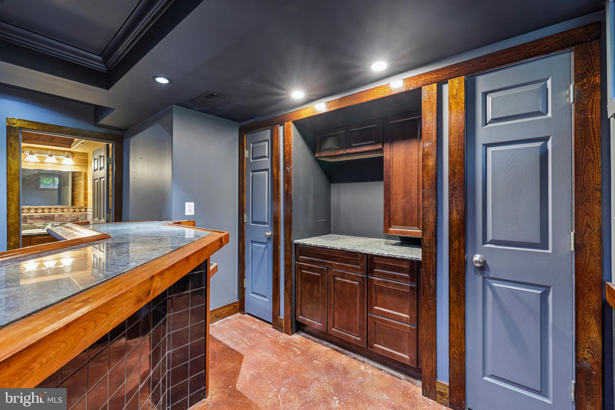 683 Powhatan Beach Road Pasadena, MD 21122 - Photo 48 of 70 Lower Level Wet Bar