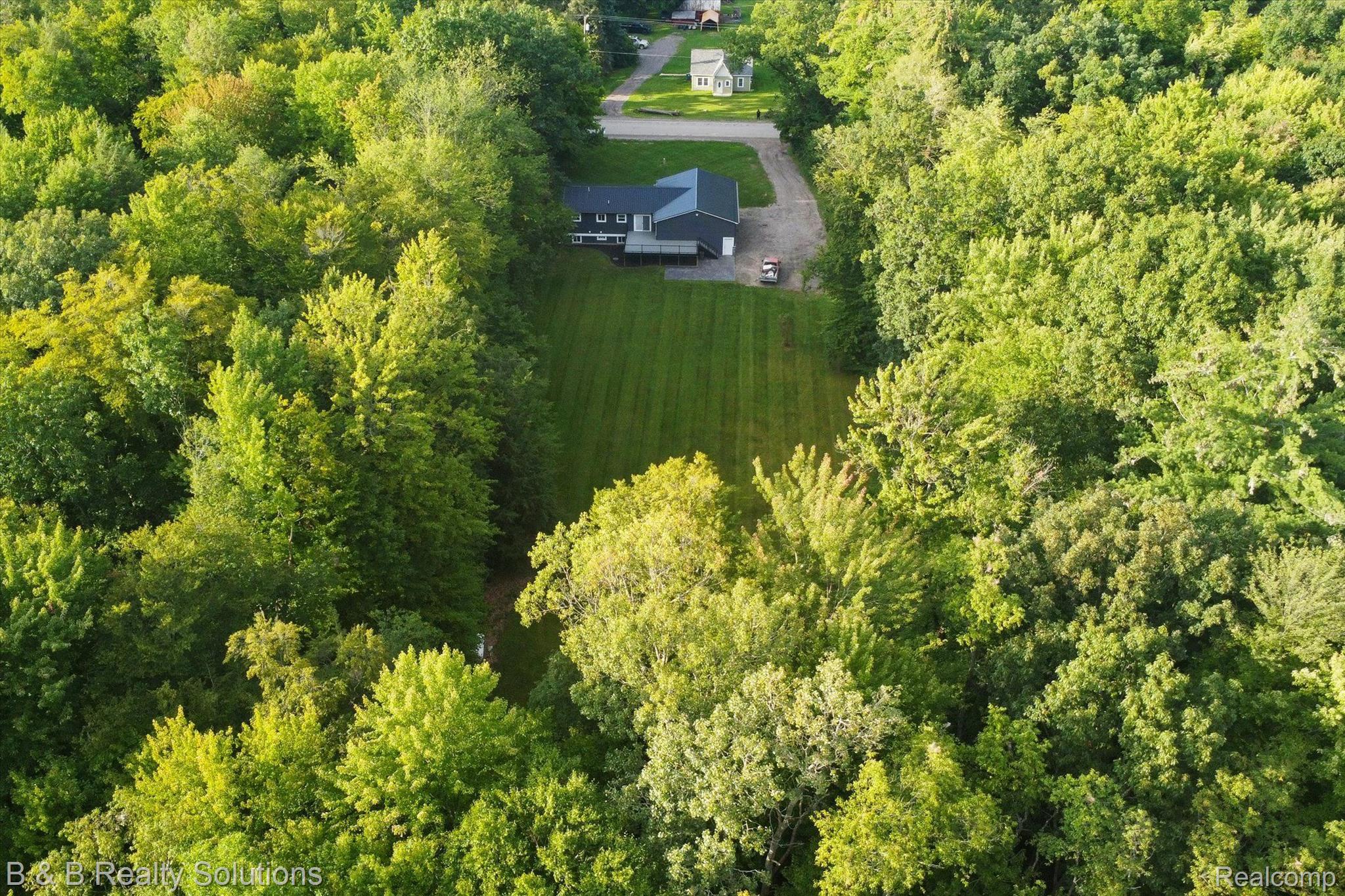 557 Barnes Lake Road Columbiaville, MI 48421 - Photo 59 of 64 Gallery Image 59