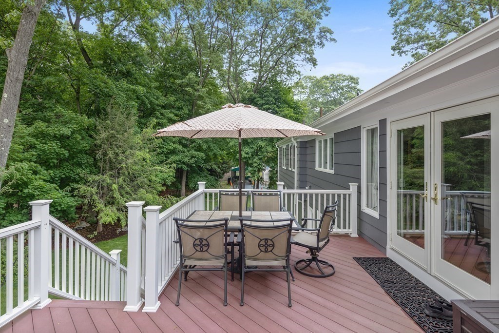 11 Phinney Road Lexington, MA 02421 - Photo 18 of 41 Gallery Image 18
