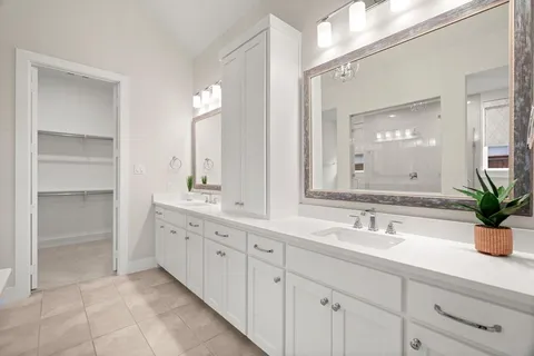 $1,085,000 | 403 Travelers Terrace, Argyle, TX 76226