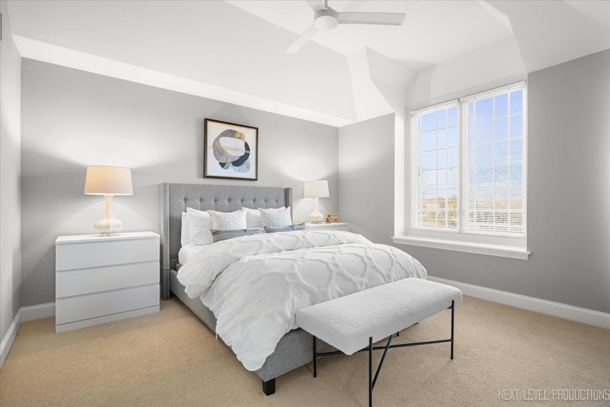 2437 Bird Lane Batavia, IL 60510 - Photo 29 of 48