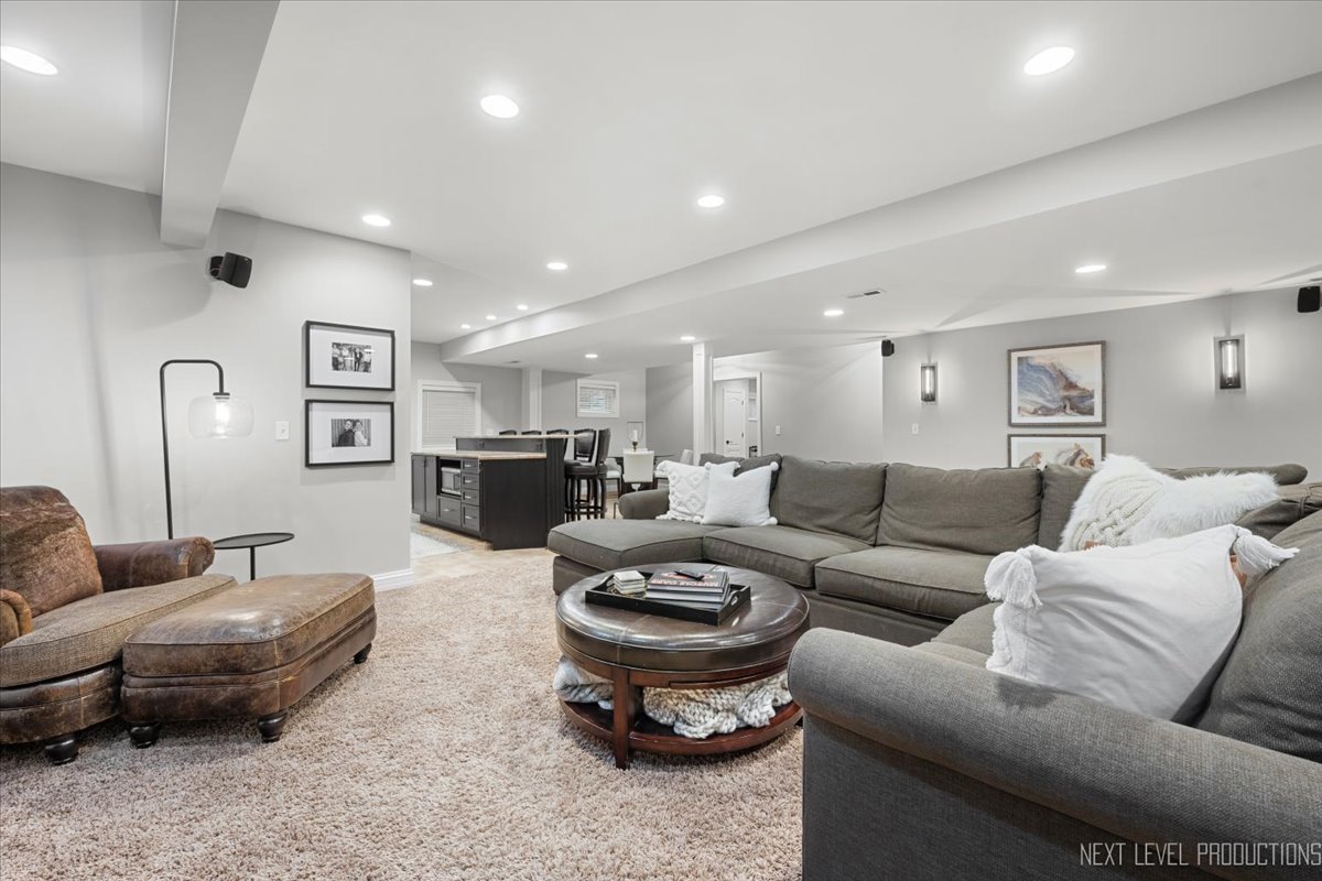 2437 Bird Lane Batavia, IL 60510 - Photo 38 of 48