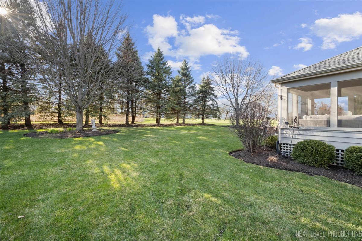 2437 Bird Lane Batavia, IL 60510 - Photo 44 of 48