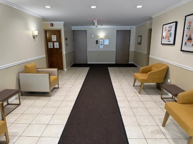 $199,000 | 5506 Lincoln Avenue, Unit 512, Morton Grove, IL 60053