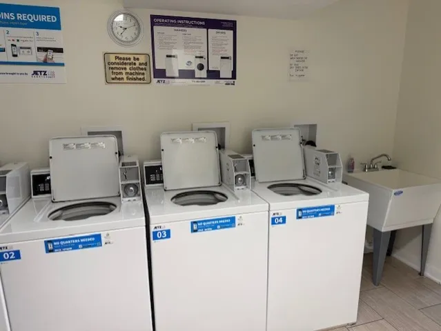 $199,000 | 5506 Lincoln Avenue, Unit 512, Morton Grove, IL 60053