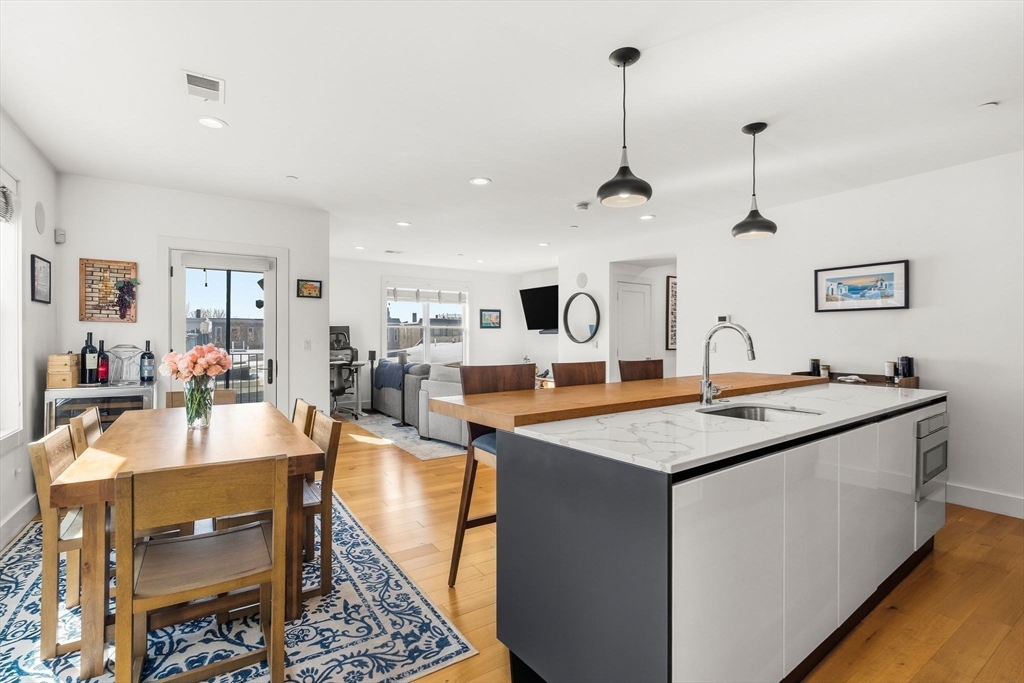 1 Leonard Place, Unit 3 Boston, MA 02127 - Photo 1 of 33