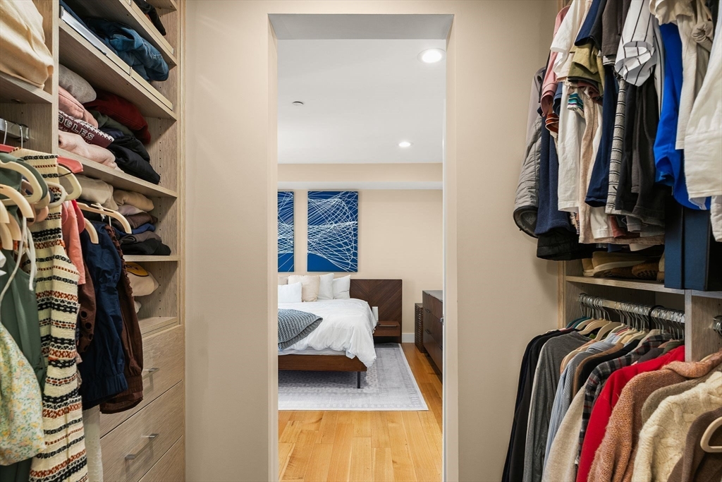 1 Leonard Place, Unit 3 Boston, MA 02127 - Photo 25 of 33