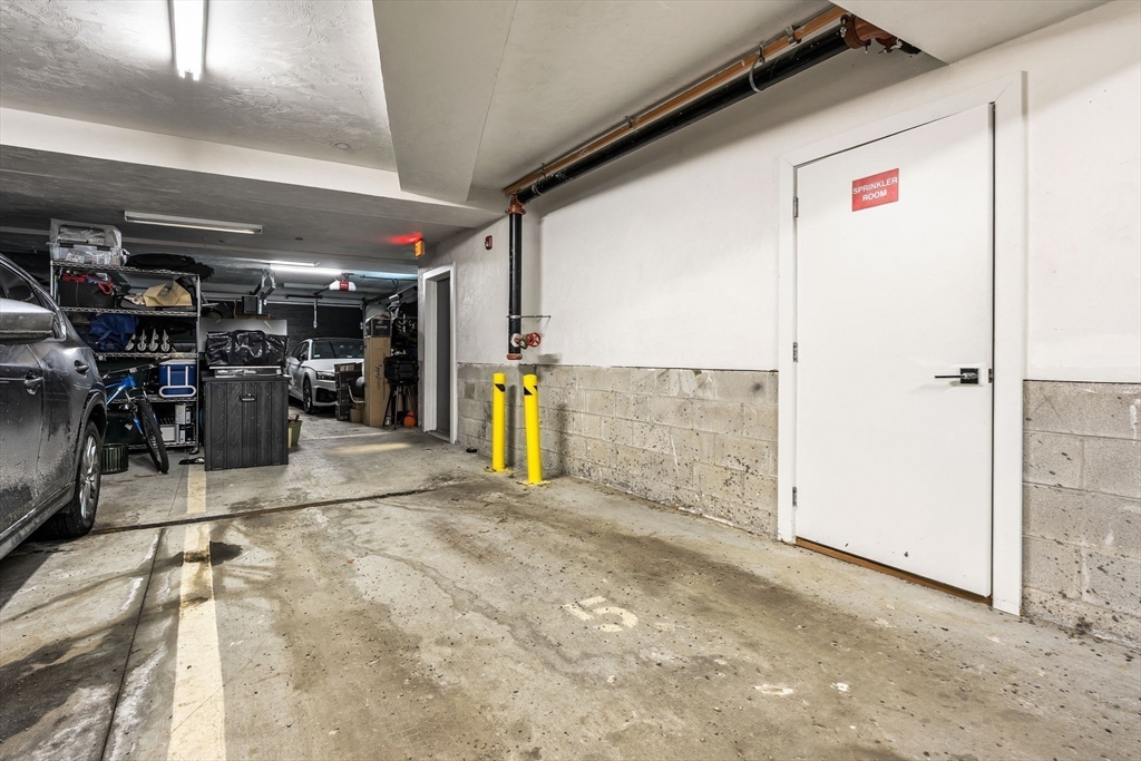 1 Leonard Place, Unit 3 Boston, MA 02127 - Photo 32 of 33