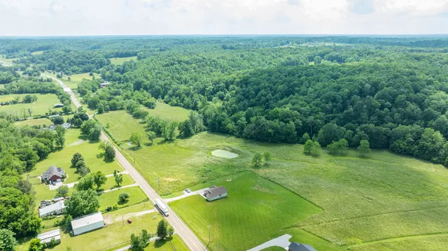 a view of a tennis court