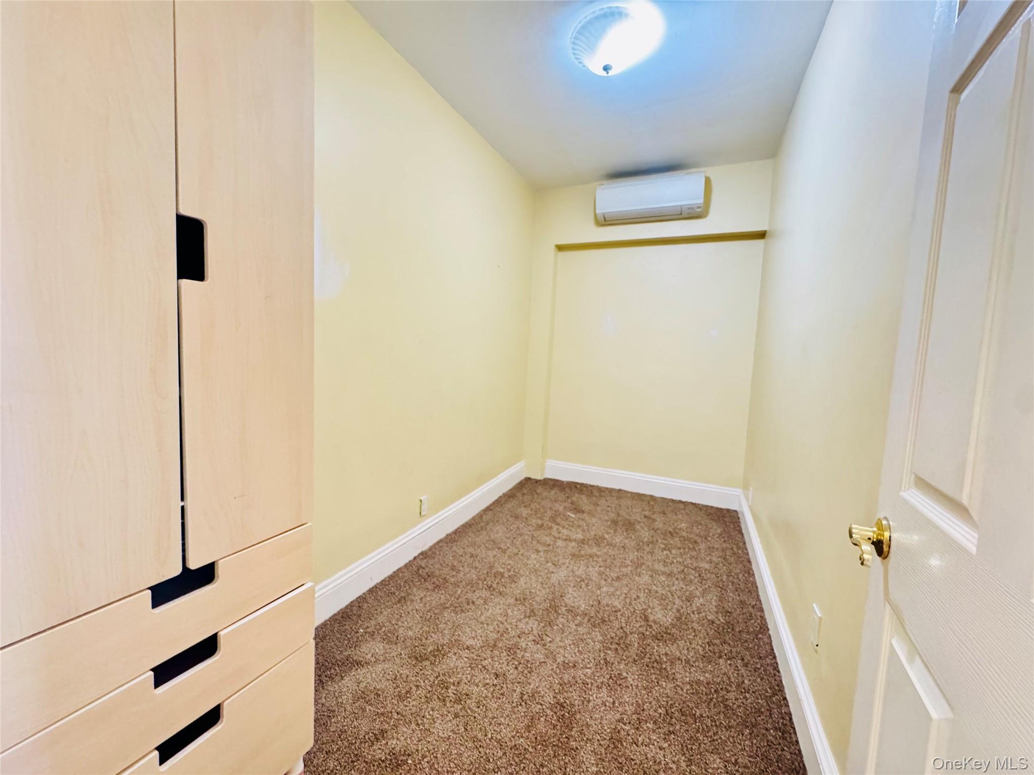 76-18 85th Road Queens, NY 11421 - Photo 9 of 20