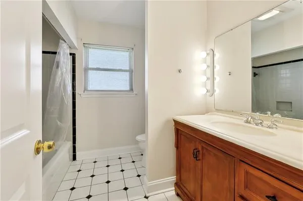$409,900 | 4929 Antonini Drive, Metairie, LA 70006