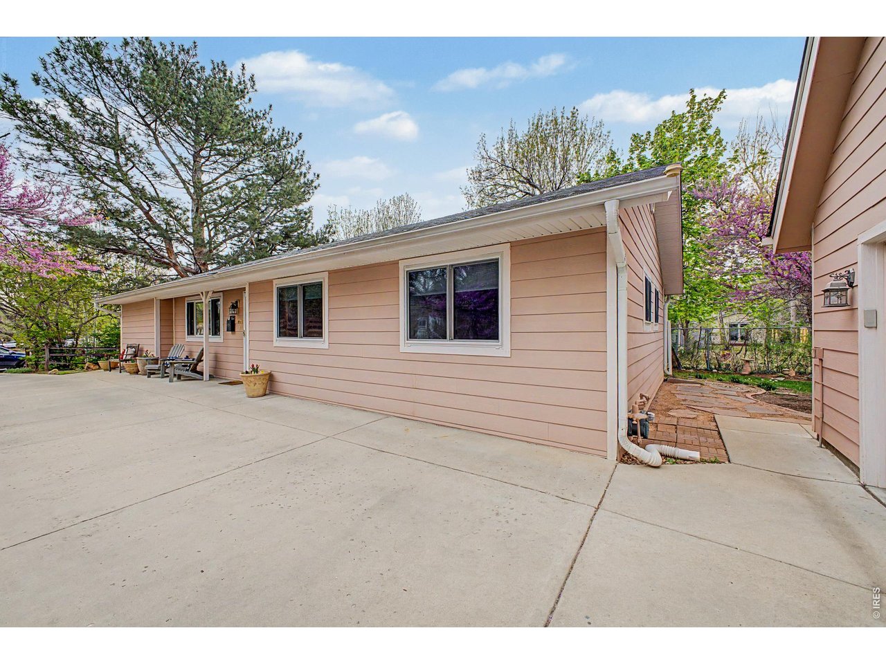 1453 Chestnut Place Boulder, CO 80304 - Photo 25 of 32 Oversized Garage