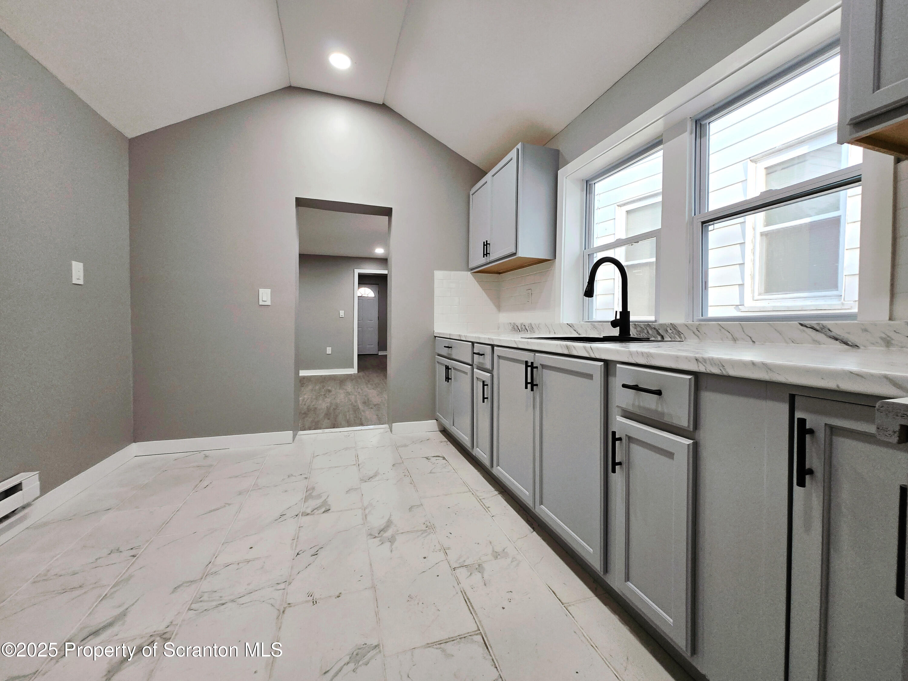 1215 Eynon Street Scranton, PA 18504 - Photo 4 of 25 1000008803