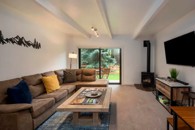 $1,195,000 | 126 Bird Drive, Unit 6, Ketchum, ID 83340