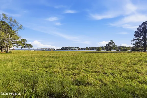 $725,000 | 8050 Treasure Drive, Oriental, NC 28571