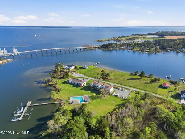 $725,000 | 8050 Treasure Drive, Oriental, NC 28571