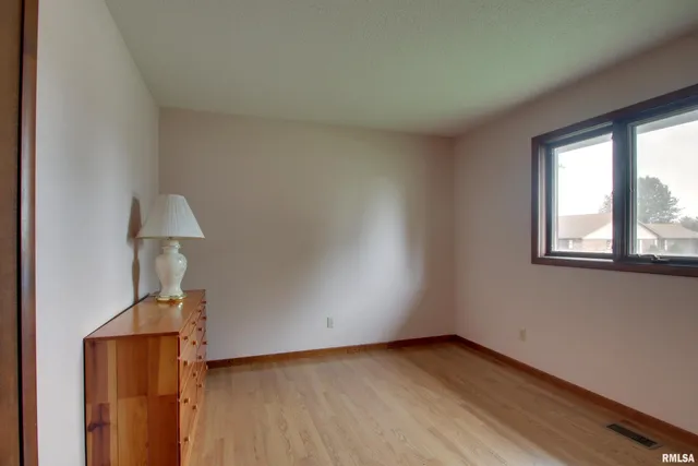 $225,000 | 4006 Pine Ridge Drive, Quincy, IL 62305