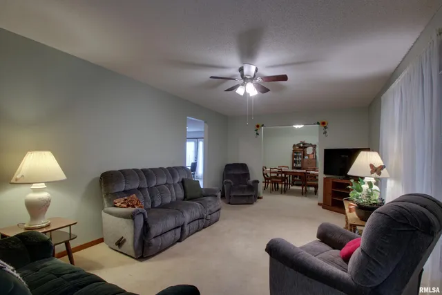 $225,000 | 4006 Pine Ridge Drive, Quincy, IL 62305