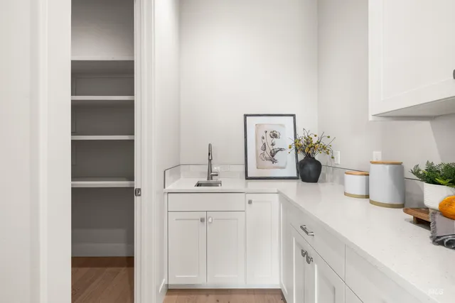 $1,199,000 | 7071 Loggers Lp Road, Star, ID 83669