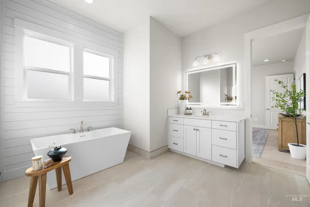 $1,199,000 | 7071 Loggers Lp Road, Star, ID 83669