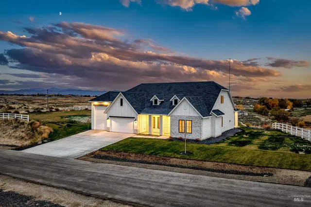 $1,199,000 | 7071 Loggers Lp Road, Star, ID 83669