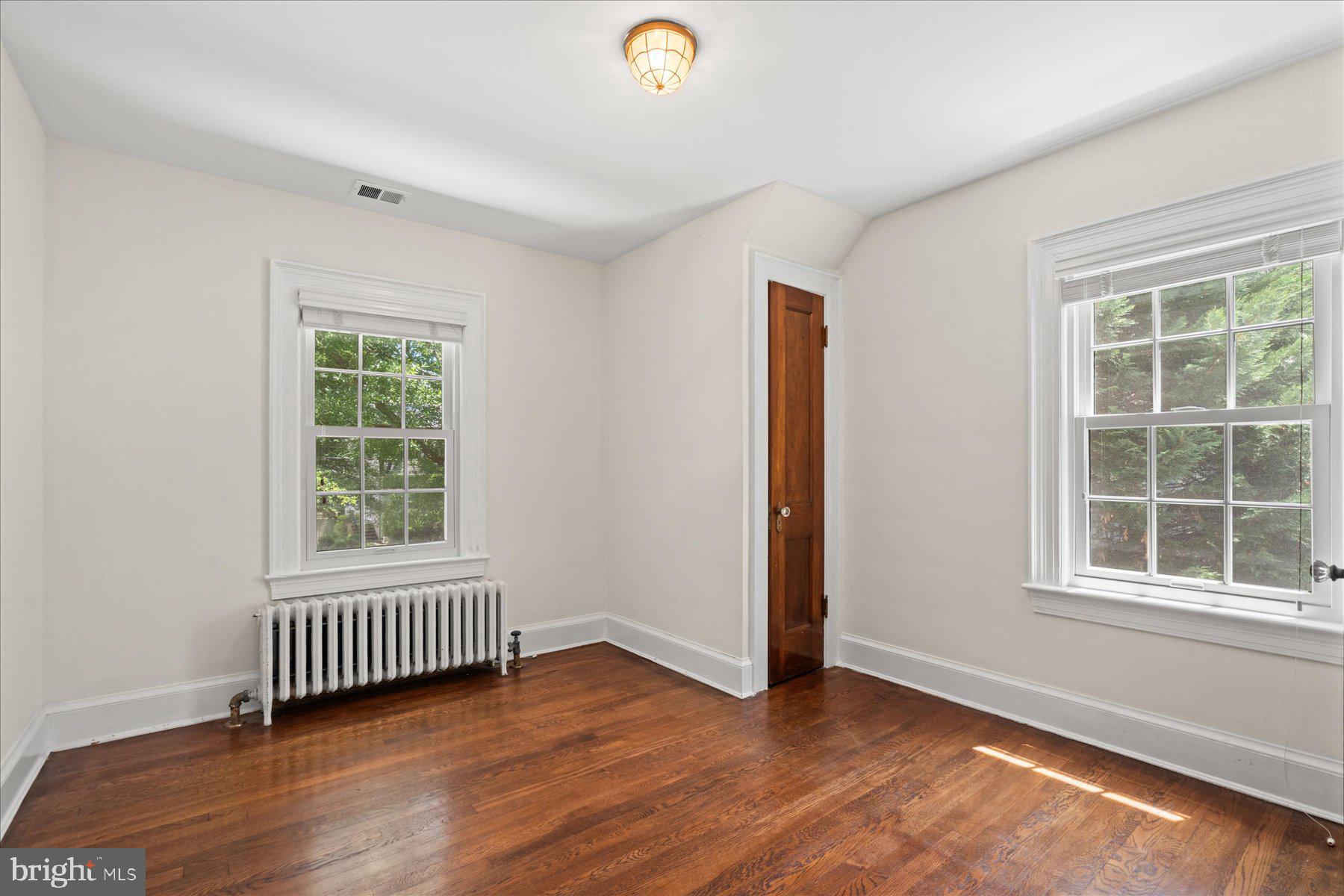 4906 46th Street Northwest Washington, DC 20016 - Photo 18 of 40
