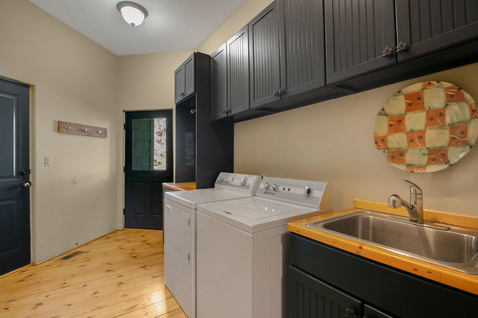859 Old Kirk Road West Chicago, IL 60185 - Photo 17 of 50
