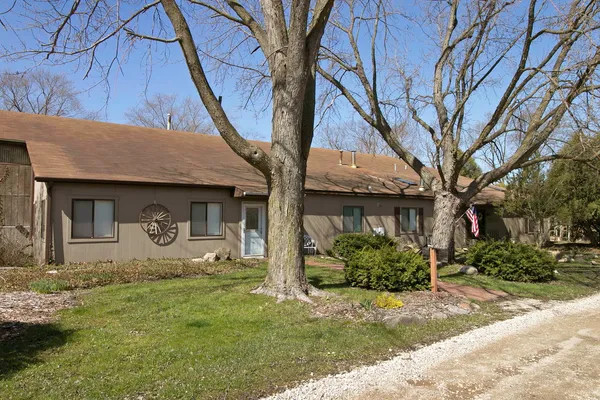 $2,995,000 | 859 Old Kirk Road, West Chicago, IL 60185