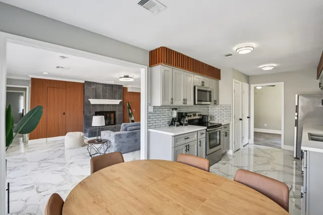 $2,395 | 15642 Pagehurst Drive, Houston, TX 77084