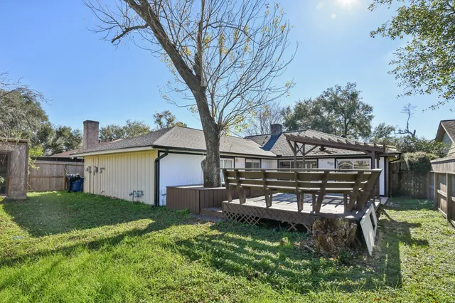 $2,395 | 15642 Pagehurst Drive, Houston, TX 77084