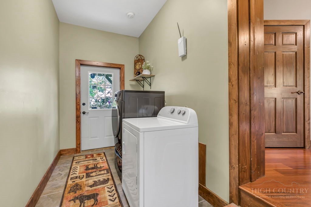 476 Double Knob Road Banner Elk, NC 28604 - Photo 41 of 50 Gallery Image 41