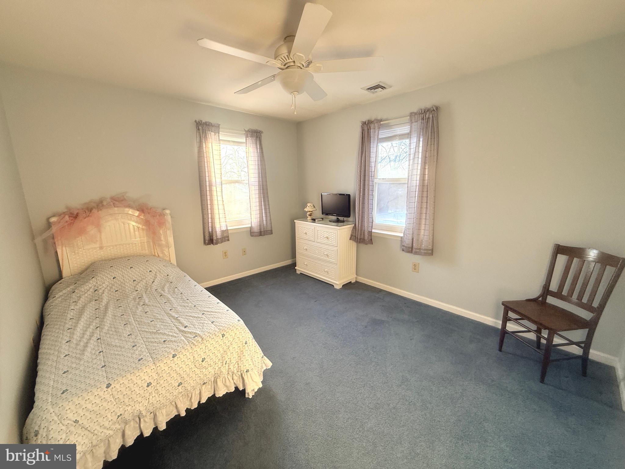 2343 Hancock Drive Lancaster, PA 17601 - Photo 21 of 41 a spacious bedroom with a bed and a window