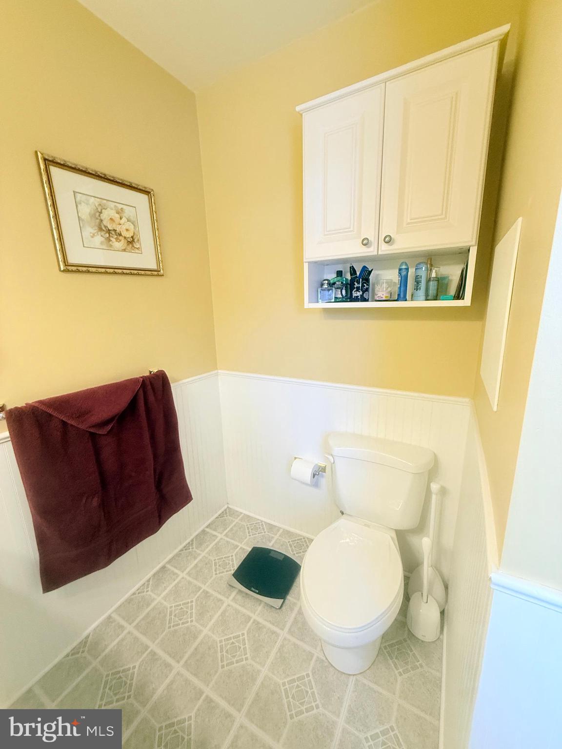 2343 Hancock Drive Lancaster, PA 17601 - Photo 32 of 41 a bathroom with a toilet and a window