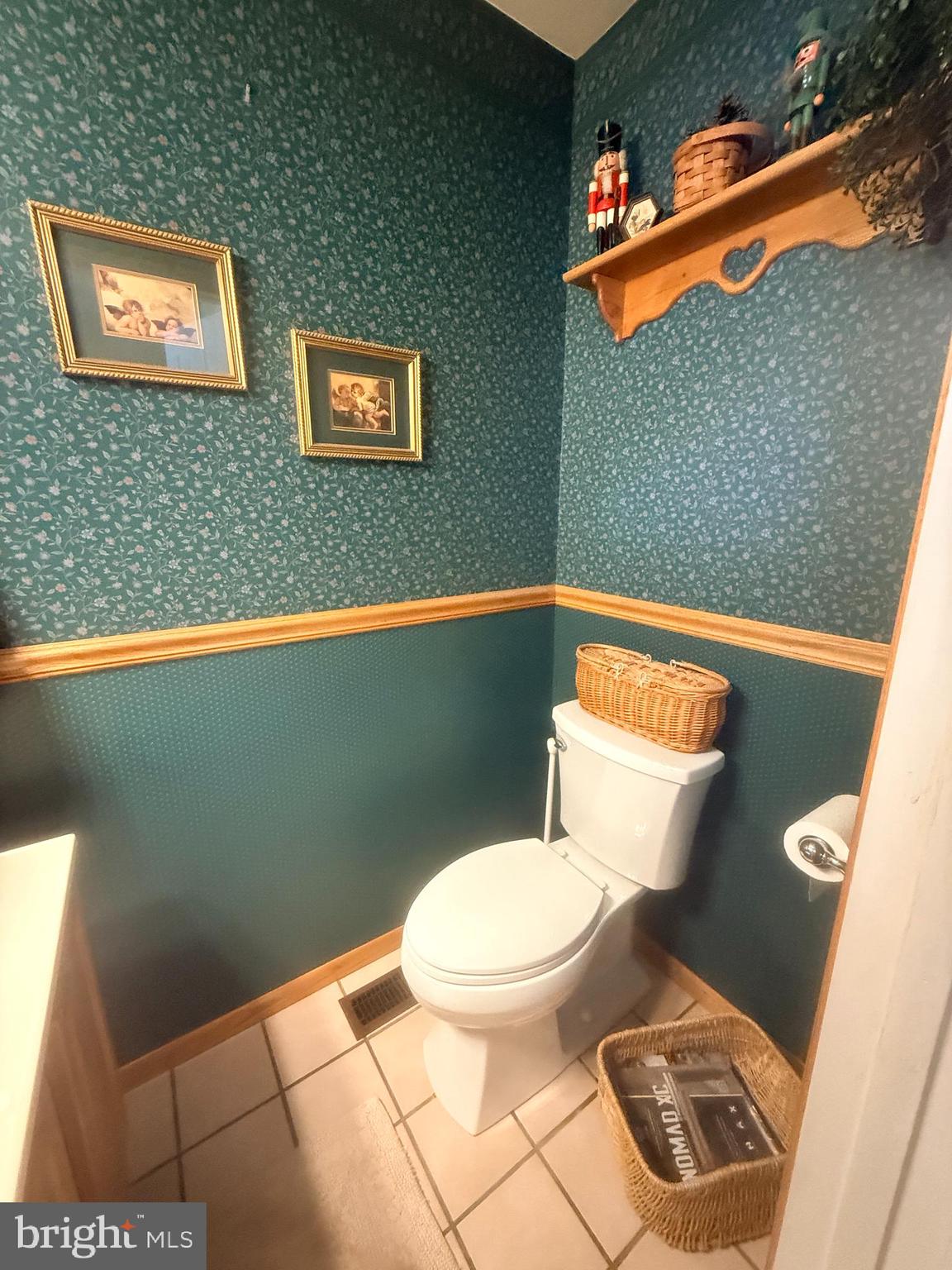 2343 Hancock Drive Lancaster, PA 17601 - Photo 7 of 41 a bathroom with a toilet and a shower