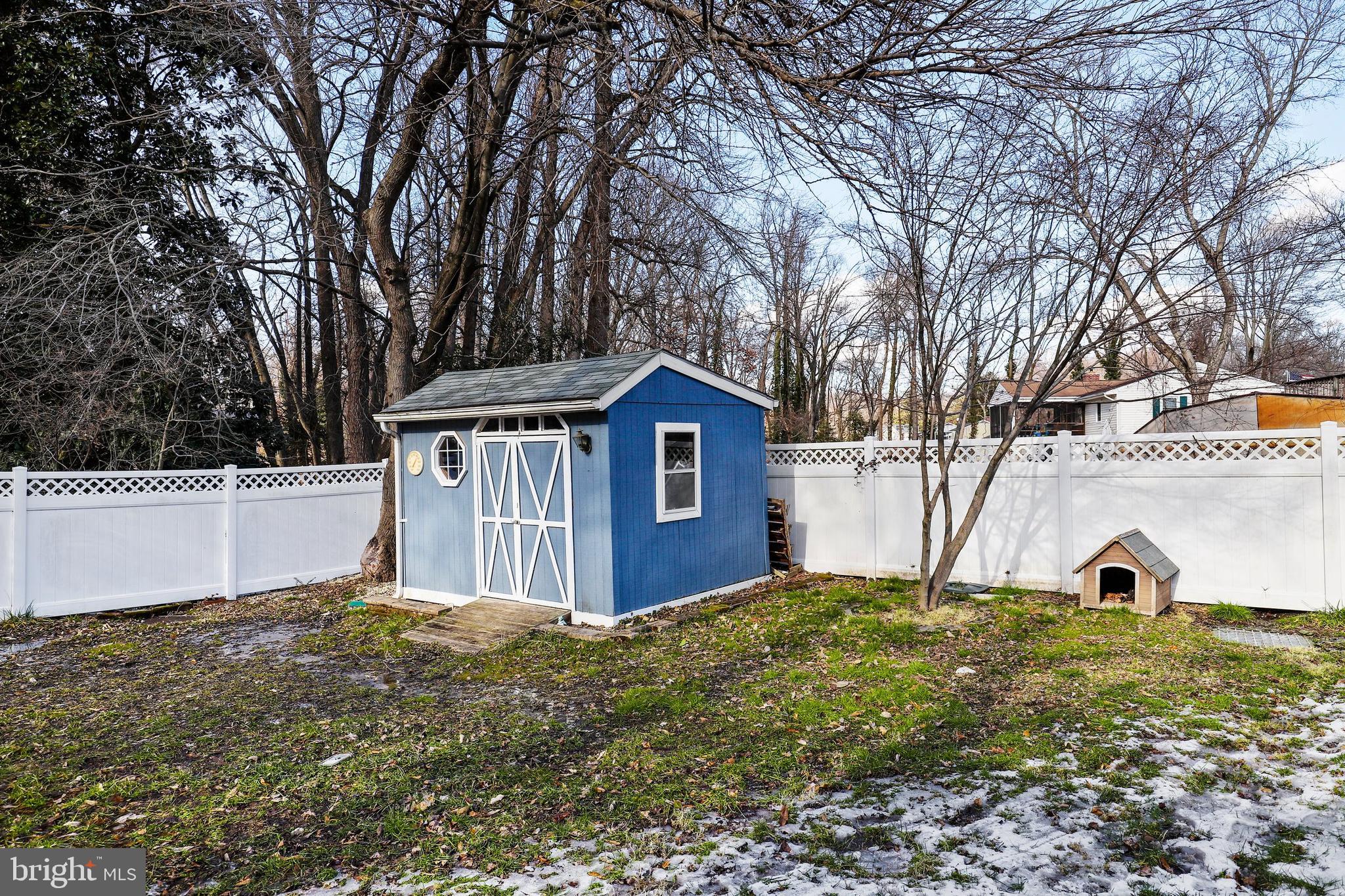 8340 Dock Road Pasadena, MD 21122 - Photo 36 of 37 Gallery Image 36