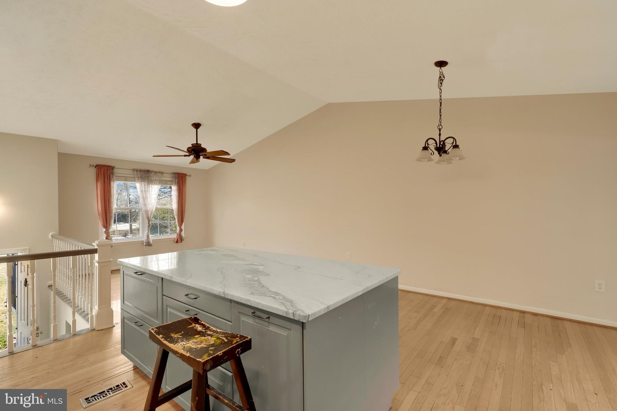8340 Dock Road Pasadena, MD 21122 - Photo 10 of 37 Gallery Image 10