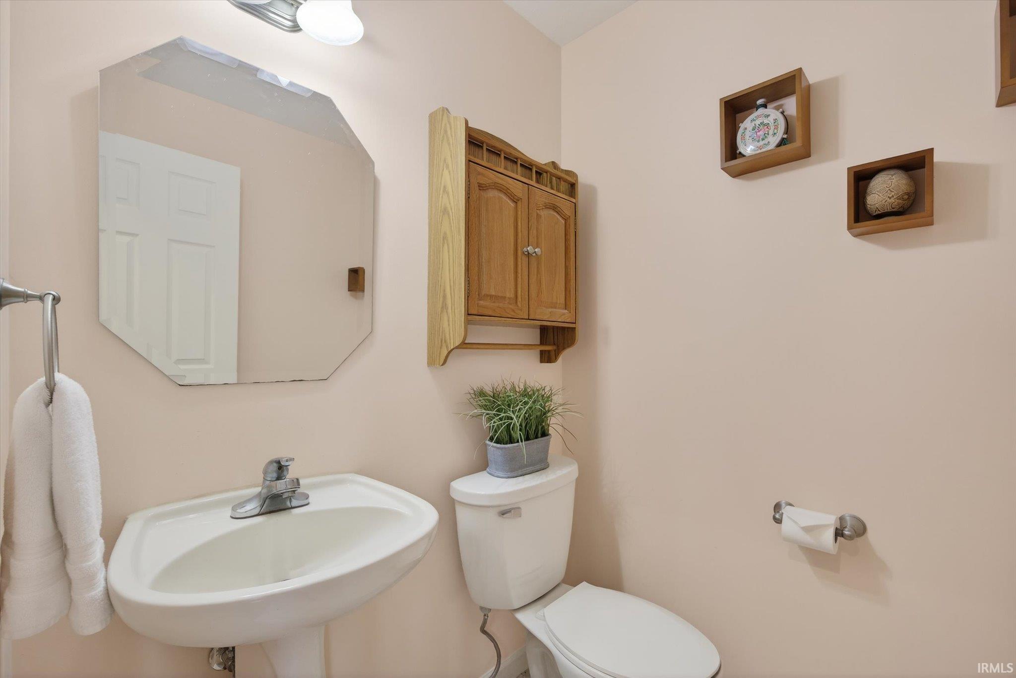 6035 Nehrt Road Bloomington, IN 47408 - Photo 15 of 30